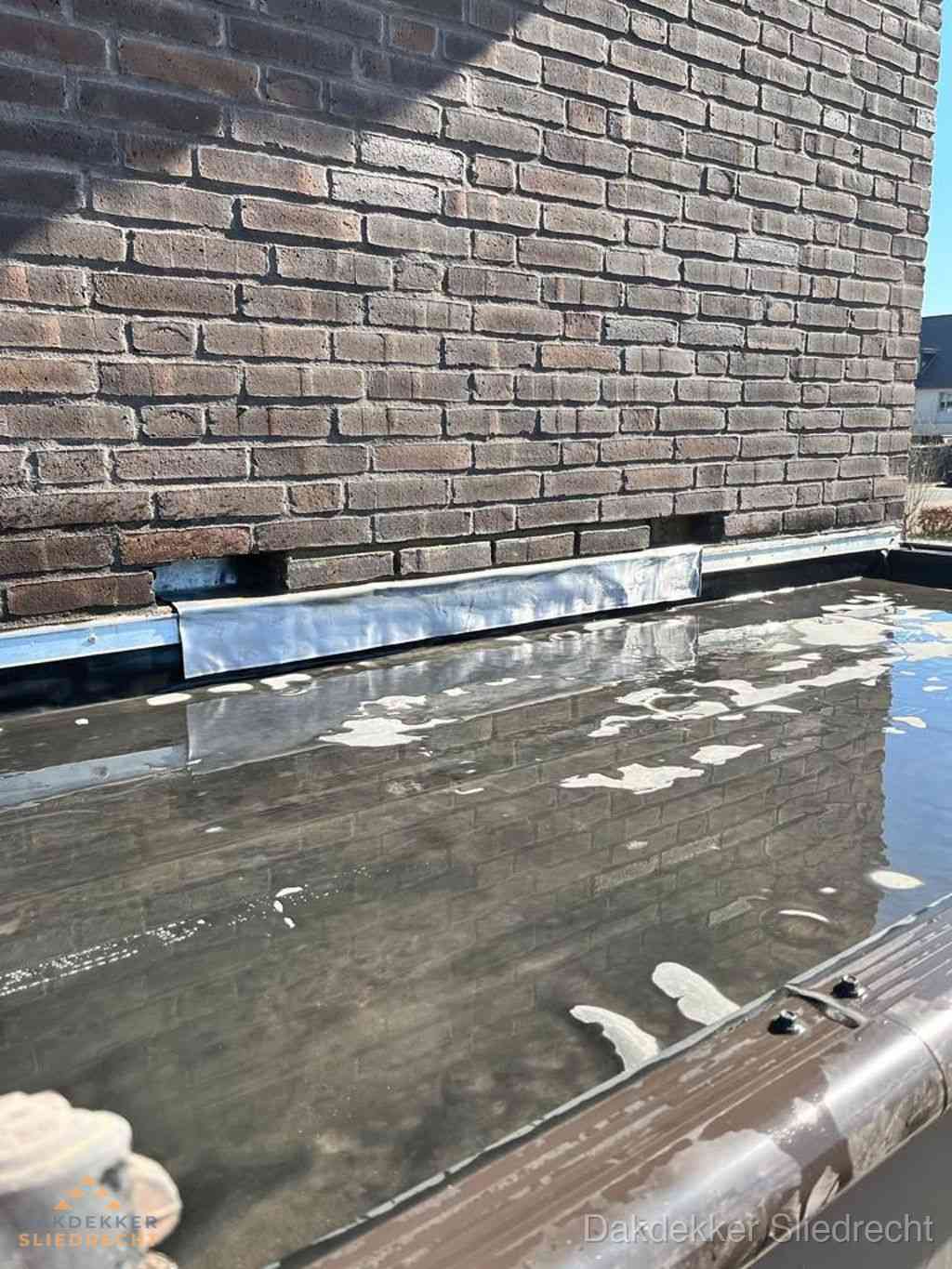 Lekkage Dak Repareren Sliedrecht